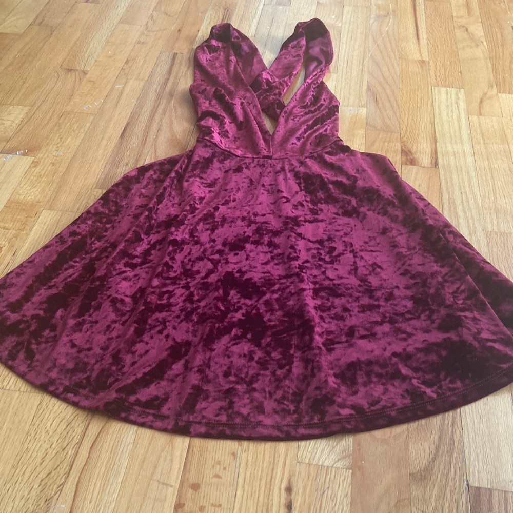 Women’s Lovely Day Dre’s. Red. Size M